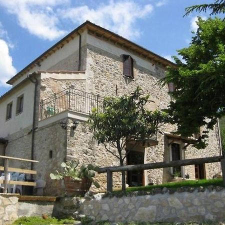 Villa Il Casale Di Mario à Montecchio  Extérieur photo