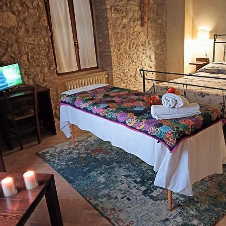 Villa Il Casale Di Mario à Montecchio  Extérieur photo