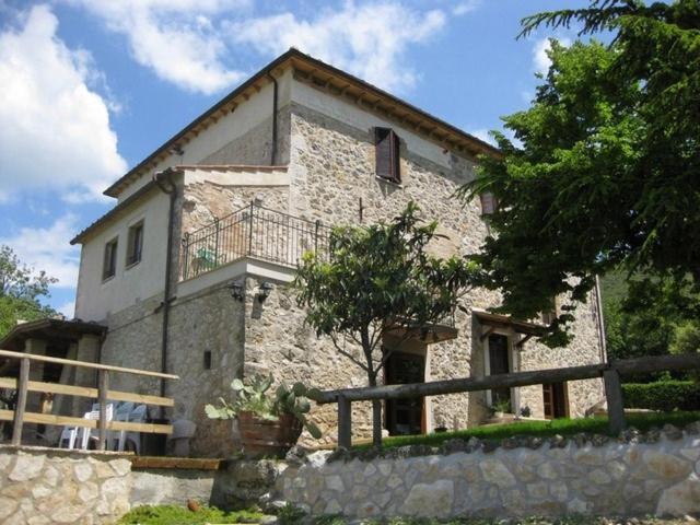 Villa Il Casale Di Mario à Montecchio  Extérieur photo