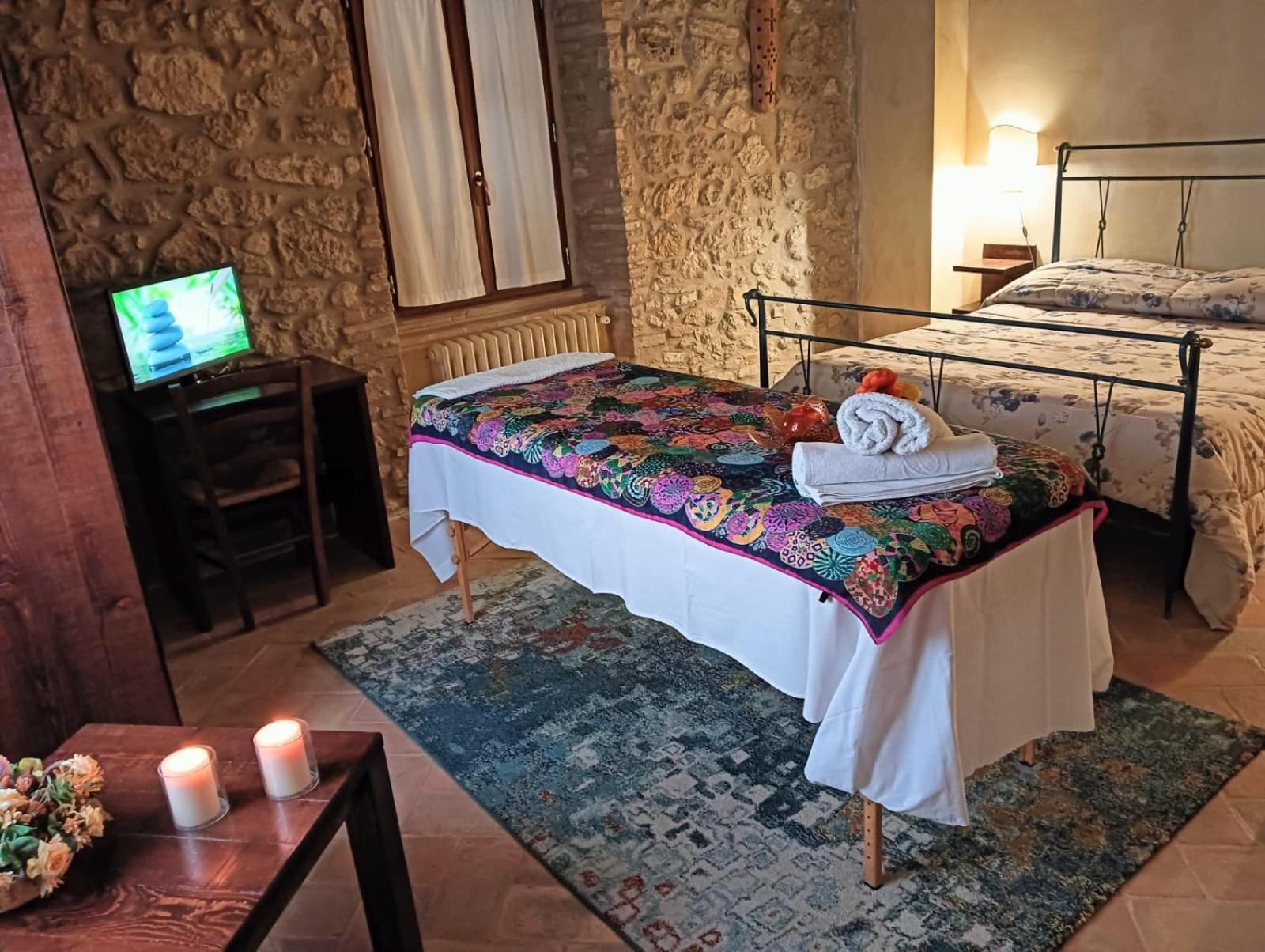 Villa Il Casale Di Mario à Montecchio  Extérieur photo